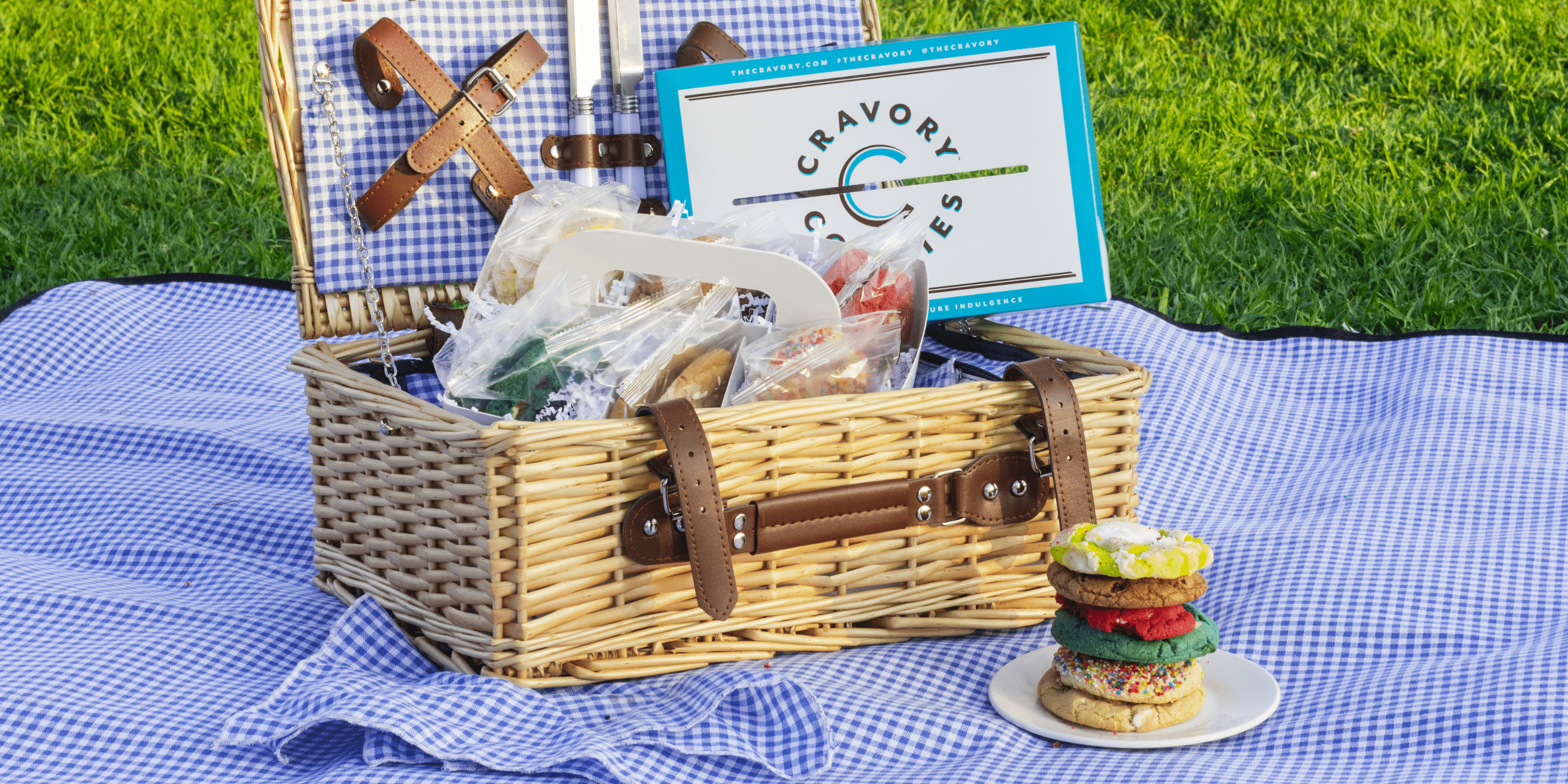 Picnic basket with assorted cookies