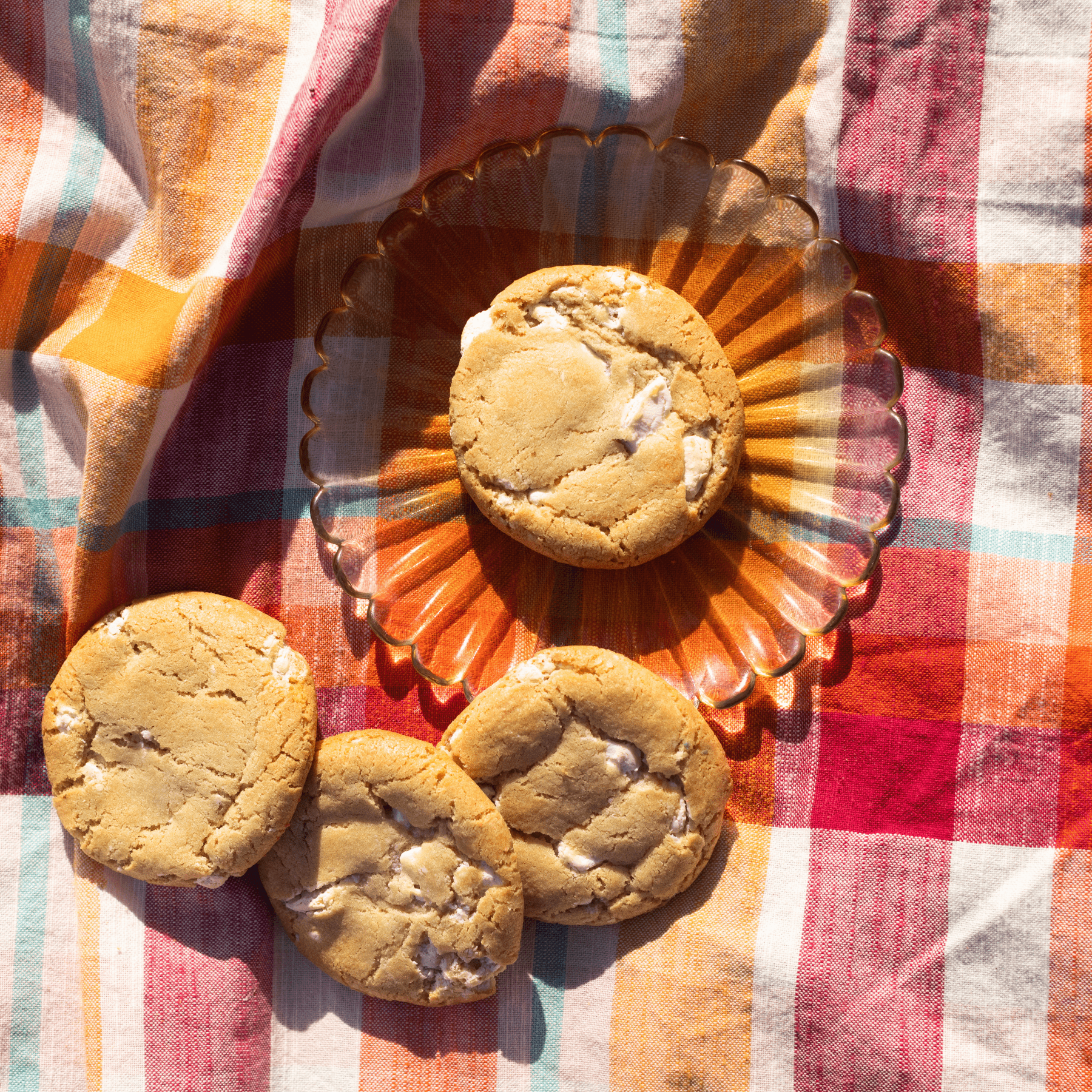 Salted Caramel Cream cookies flatlay